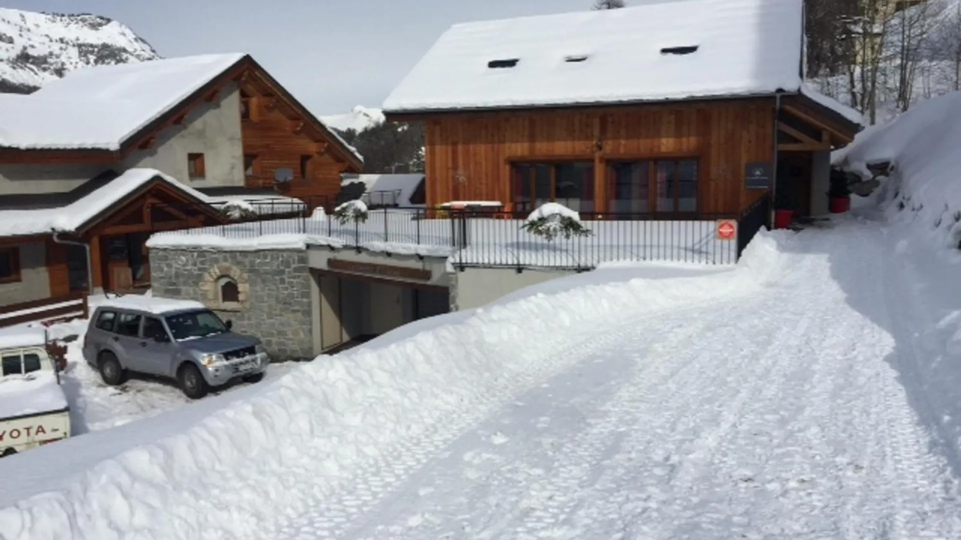 Charmant 4 Pieces Pour 8 Pers. Avec Terrasse, Proche Telecabine A Valloire - Fr-1-263-212 France