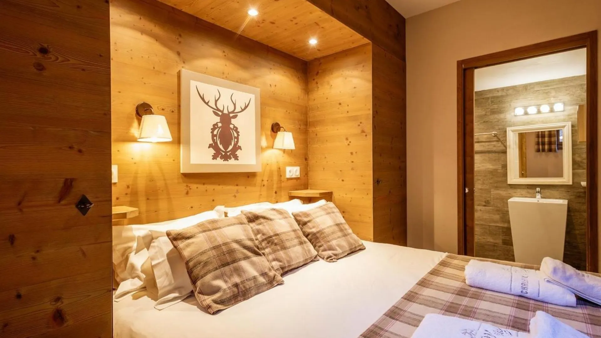 Apartment Charmant 4 Pieces Pour 8 Pers. Avec Terrasse, Proche Telecabine A Valloire - Fr-1-263-212